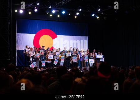 Denver, Stati Uniti. 23rd Feb, 2020. Elizabeth Warren parla ai sostenitori della sua campagna al Fillmore Auditorium di Denver, Colorado. Credito: Il Photo Access/Alamy Live News Foto Stock