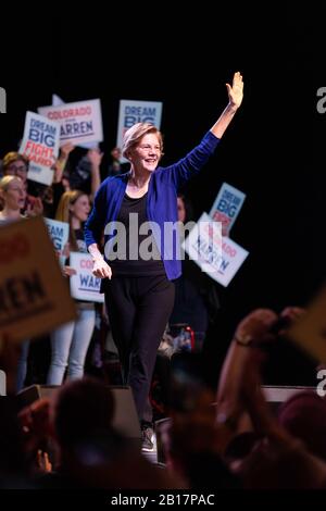 Denver, Stati Uniti. 23rd Feb, 2020. Elizabeth Warren si è rivolta alla folla durante la sua campagna di rally al Fillmore Auditorium di Denver, Colorado. Credito: Il Photo Access/Alamy Live News Foto Stock