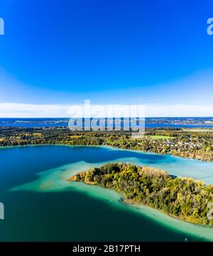 Luftaufnahme, Deutschland, Bayern, Bachern, Landkreis Stranberg, Wörth Vedi mit der Wörth insel bzw. Mausinsel Foto Stock