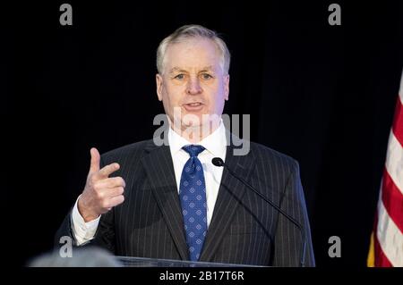 Washington, DC, USA. 21st Feb, 2020. 21 febbraio 2020 - Kennett Square, PA, Stati Uniti: Ex GOVERNATORE della Pennsylvania MARK SCHWEIKER (R) affrontare un evento in Pennsylvania della Global Leadership Coalition Credit: Michael Brochstein/ZUMA Wire/Alamy Live News Foto Stock