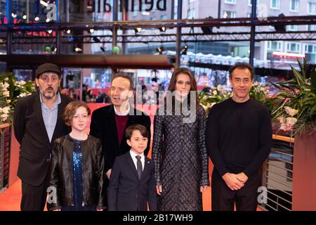 Berlino, Germania. 23rd Feb, 2020. Red Capert 'Pinocchio' alla 70th Berlinale 2020. (Foto Di Beata Siewicz/Pacific Press) Credit: Pacific Press Agency/Alamy Live News Foto Stock