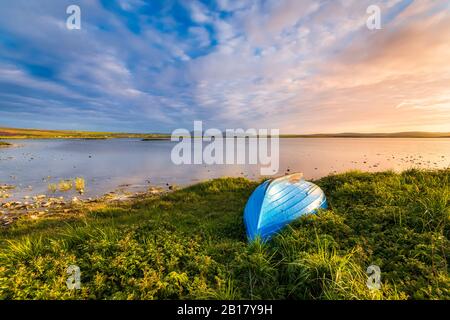 Scozia, Orkney, terraferma, Loch of Harray, famoso lago per la pesca alla trota Foto Stock