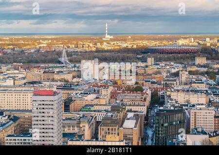 Vista sulla città dal Palazzo della Cultura e della Scienza, Varsavia, Polonia Foto Stock
