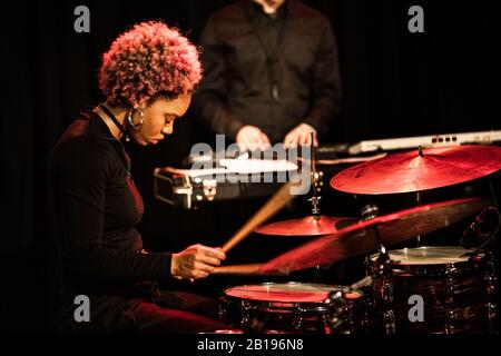 Copenaghen, Danimarca. 21st, febbraio 2020. Ephemerals esibisce un concerto dal vivo al Ideal Bar di Copenhagen. (Photo Credit: Gonzales Photo - Peter Troest). Foto Stock