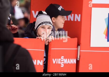 Ljubno, Slovenia. 23rd Feb, 2020. Spela Rogelj della Slovenia al FIS Ski Jumping World Cup Ljubno 2020 il 23 febbraio 2020 a Ljubno, Slovenia. (Foto Di Rok Rakun/Pacific Press) Credito: Pacific Press Agency/Alamy Live News Foto Stock