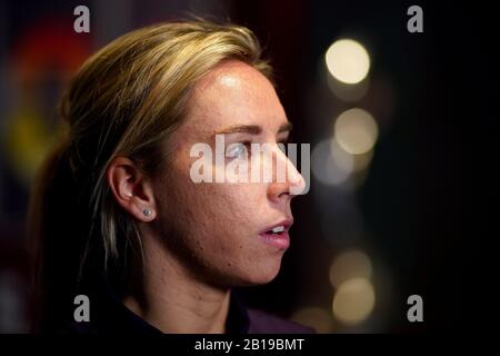 Il calciatore inglese Jordan Nobbs viene intervistato durante la UEFA Women's Euro 2021 500 giorni per partecipare all'evento mediatico al Wembley Stadium di Londra. Foto Stock