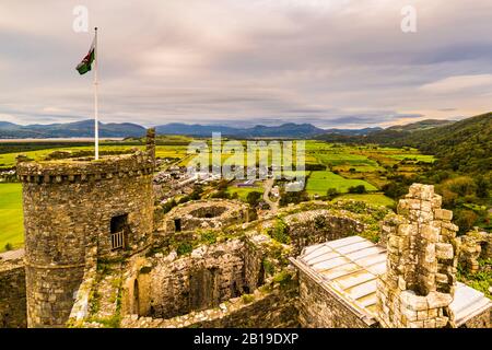 Vista panoramica dal castello di Harlech, Snowdonia, Galles del Nord, Regno Unito Foto Stock