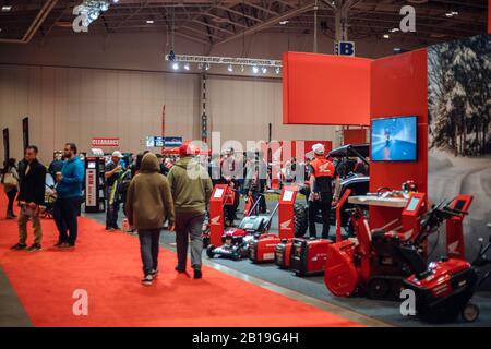 Toronto, Canada. 22nd Feb, 2020. Il Toronto Motorcycle Show 2020 è il più grande spettacolo di costruttori in Ontario, con una vasta gamma ed emozionante linea di espositori che celebra lo stile di vita del motociclo. (Foto Di Hadrielle Lumanog/Pacific Press) Credito: Pacific Press Agency/Alamy Live News Foto Stock