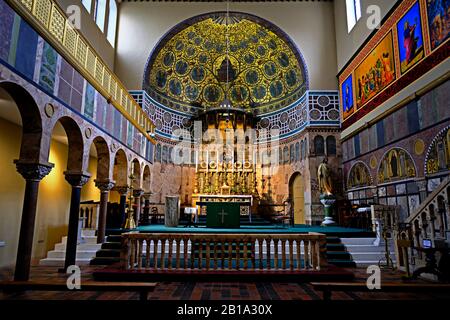 Interno Della Chiesa Universitaria Di Dublino. San Cardinale John Newman Chiesa Cattolica Dublino Irlanda Foto Stock