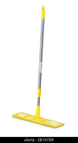 Mop in plastica gialla isolato su bianco Foto Stock