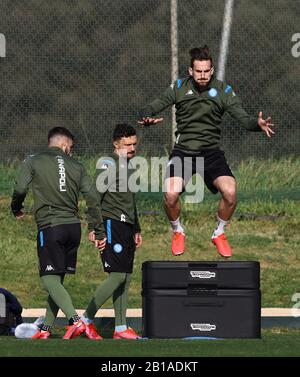 Napoli, Italia. 24th Febbraio 2020; Centro Di Formazione Castelvolturno, Napoli, Campania, Italia; Uefa Champions League Football, Napoli Vs Barcellona, Formazione Napoli; Fabian Ruiz Di Napoli Credit: Action Plus Sports Images/Alamy Live News Foto Stock