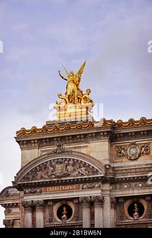 Parigi Opera House edificio dal tetto Galeries Lafayette Parigi Francia Foto Stock