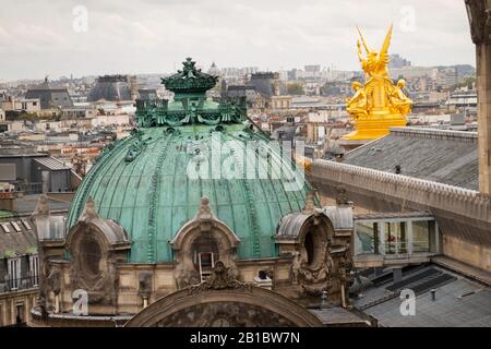 Parigi Opera House edificio dal tetto Galeries Lafayette Parigi Francia Foto Stock