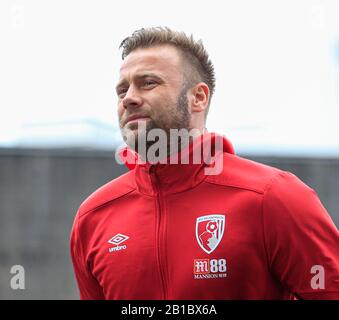 22nd Febbraio 2020, Turf Moor, Burnley, Inghilterra; Premier League, Burnley contro Bournemouth : Artur Boruc (1) di Bournemouth arriva per il gioco Foto Stock