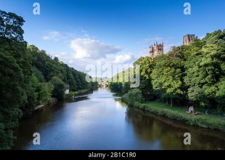 Durham Catherdral e l'Usura del fiume. Durham City, Regno Unito. Foto Stock