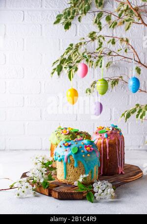 Tradizionale torta di Pasqua con topping Foto Stock