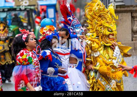 Rose Lunedi processione a DŸsseldorf, carnevale di strada, gruppi a piedi, Foto Stock
