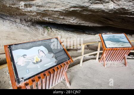 Milodon Cave a nord di Puerto Natales, Cile. Foto Stock