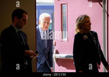 02202020 - Las Vegas, Nevada, USA: L'ex Vice Presidente e candidato democratico alla presidenza Joe Biden parla del suo piano di lotta contro la violenza delle armi, e la National Rifle Association durante la campagna elettorale a Las Vegas, mercoledì 20 febbraio 2020. I sopravvissuti alla violenza delle armi e i membri di Moms Demand Action, un gruppo di difesa contro la violenza delle armi, hanno aderito a Biden. Foto Stock