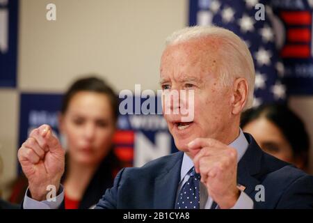 02202020 - Las Vegas, Nevada, USA: L'ex Vice Presidente e candidato democratico alla presidenza Joe Biden parla del suo piano di lotta contro la violenza delle armi, e la National Rifle Association durante la campagna elettorale a Las Vegas, mercoledì 20 febbraio 2020. I sopravvissuti alla violenza delle armi e i membri di Moms Demand Action, un gruppo di difesa contro la violenza delle armi, hanno aderito a Biden. Foto Stock