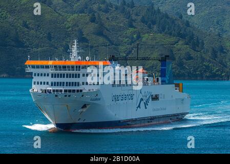 Il traghetto 'Interisander' corre tra Wellington nell'isola nord, e Picton nell'isola sud. Foto Stock