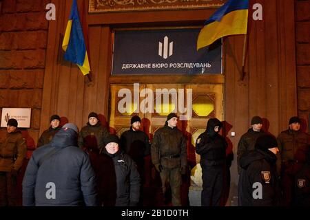 Kiev, Ucraina. 24th Feb, 2020. Gli attivisti hanno chiesto la liberazione di Irina Venediktova, direttore dell'Ufficio di Indagine dello Stato, in relazione alla sua dichiarazione di abolire l'amnistia per i partecipanti alla Rivoluzione Della Dignità. (Foto Di Aleksandr Gusev/Pacific Press) Credito: Pacific Press Agency/Alamy Live News Foto Stock