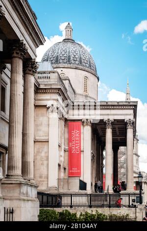 La Galleria Nazionale di Trafalgar Square, Londra, Inghilterra. Foto Stock