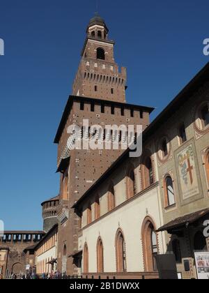 L'Italia, Lombardia, Milano Castello Sforzesco, costruito nel XV secolo dal Duca di Milano Francesco Sforza Foto Stock