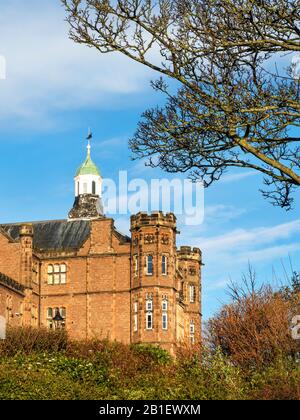 Regents House fa parte del Regents Gardens conversione residenziale dell'ex Dundee Royal Infirmary a Dundee Scotland Foto Stock