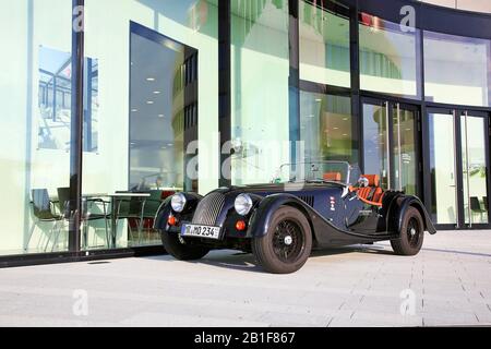 Morgan Plus 4, Leitz Park, Wetzlar, Hesse, Germania Foto Stock