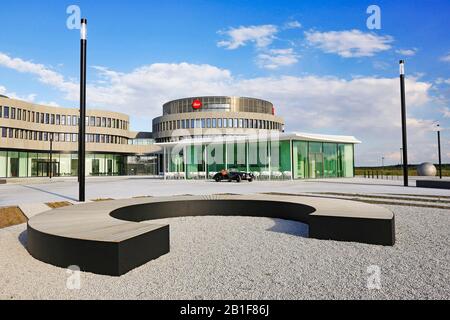 Morgan Plus 4, Leitz Park E Leitz Cafe, Wetzlar, Hesse, Germania Foto Stock