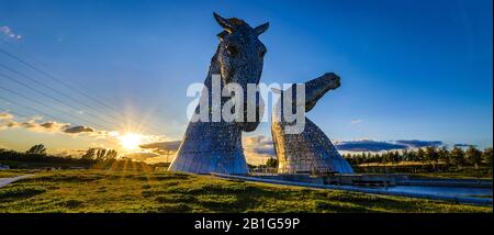 Falkirk, SCOZIA - 30 MAGGIO: I Kelpies: Sculture scozzesi a cavallo da 100 piedi Foto Stock