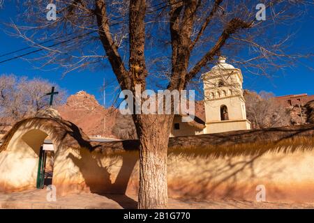 Iglesia Nuestra Señora De Belén O Chiesa Di Nostra Signora Di Betlemme, Susques, Altiplano, Primavant Jujuy, Ande, Argentina Nordoccidentale, America Latina Foto Stock