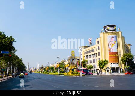 Ratchadamnoen Klang Road, Banglamphu, Bangkok, Tailandia Foto Stock