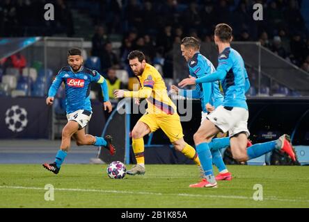 Lionel messi durante Napoli vs Barcellona, Napoli, Italia, 25 Feb 2020, Campionato di Calcio Champions League Men Foto Stock