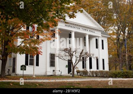 Si trova nello storico Hopkinton Village, New Hampshire. Hopkinton ha vari quartieri, ContoocCook è area business, West Hopkinton è rurale. Foto Stock