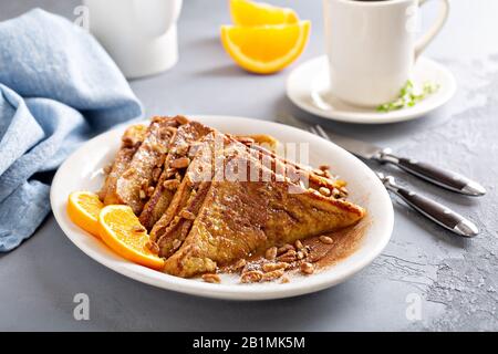 Cannella pecan french toast Foto Stock