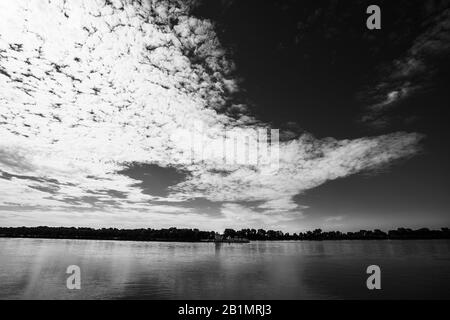 Situato sulle rive del fiume Ohio nel centro storico di Newburgh, Indiana. Si affaccia sul fiume con una vista grandangolare. Foto Stock