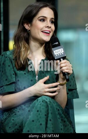 New York, NY, Stati Uniti. 26th Feb, 2020. Amy Hoggart Inside For Yahoo Build Series Celebrity Candids - Mer, Build Series Studios, New York, Ny 26 Febbraio 2020. Credit: Steve Mack/Everett Collection/Alamy Live News Foto Stock