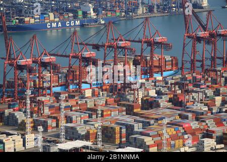 Kwai Tsing terminal terminal vista porto in drone Foto Stock