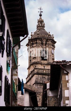 Iglesia Santa María de la Asunción, Hondarribia, País Vasco Foto Stock