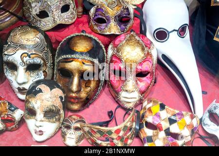 meravigliosa maschera ornata per il carnevale Foto Stock