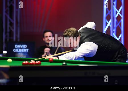 Shaun Murphy of England ha girato David Gilbert of England al primo round del 2020 Players Championship a Southport, Regno Unito, 26 febbraio 2020. Shaun Murphy d'Inghilterra sconfisse David Gilbert d'Inghilterra con 6-5. Foto Stock