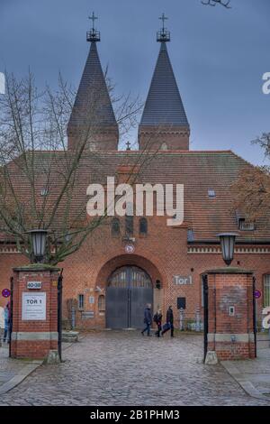 Haupteingang, Tor 1, Jva Tegel, Seidelstraße, Reinickendorf, Berlin, Deutschland Foto Stock