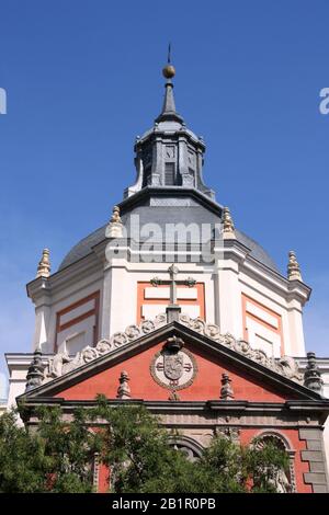 Madrid, Spagna - Chiesa Di Calatravas (Iglesia De Las Calatravas). Tipica chiesa barocca per la Spagna. Foto Stock
