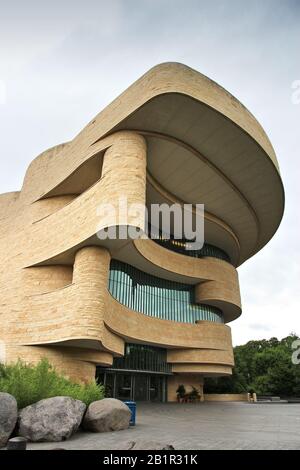 Washington, USA - 13 GIUGNO 2013: Museo nazionale dell'indiano americano a Washington DC. È stata fondata nel 2004 e si trova in Independence Avenue Foto Stock