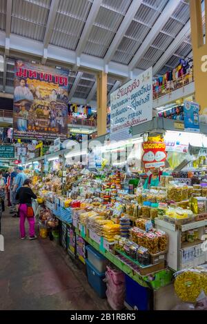 Talat Warorot, market hall, Chiang mai, Tailandia Foto Stock