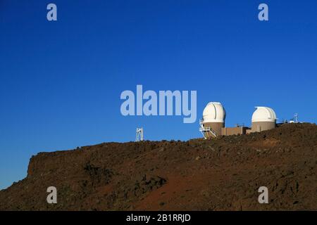 Osservatori sul vulcano Haleakala, isola di Maui, Hawaii, USA Foto Stock