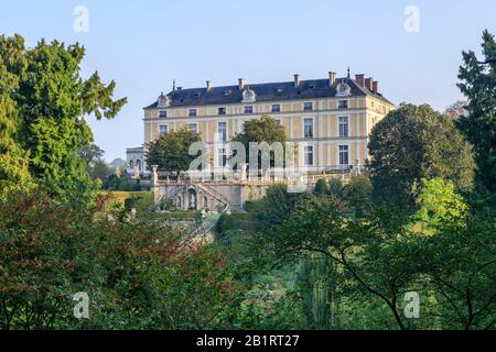 Francia, Maine et Loire, Maulevrier, il Parc Oriental de Maulevrier, il giardino dominato dal castello di Colbert Francia, Maine-et-Loire (49), Maulévrie Foto Stock