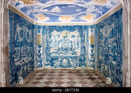 Sintra National Palace, Azulejos affresco, grotta d'acqua, Sintra, Lisbona, Portogallo, Sito Patrimonio Mondiale dell'Unesco Sintra Palacio Nacional, Azulejos, acqua G Foto Stock